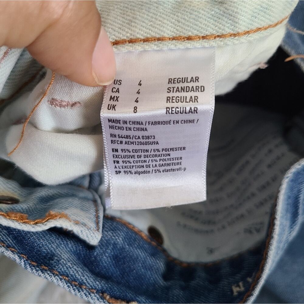 American Eagle 2 Tone High Waisted Mom Jeans Size 4 - Picture 8 of 14